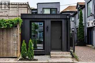 Building Photo - 21 Belmont St