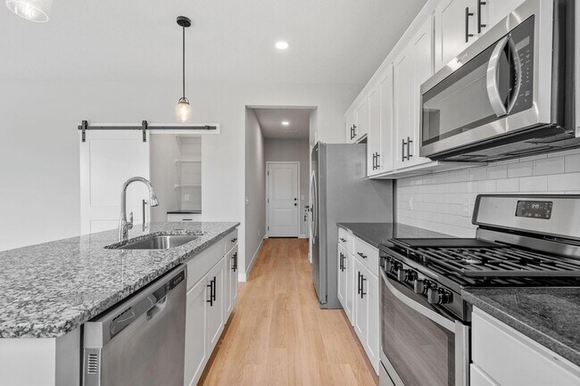 Foto del edificio - 2252 Jordyn Rd NW