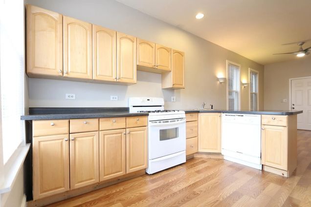 Foto principal - 1613 S Morgan St