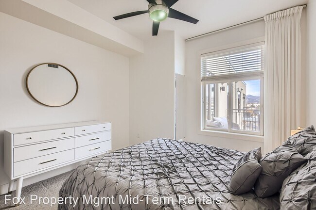 Building Photo - 2 br, 2 bath House - 3301 Arapahoe Ave #402