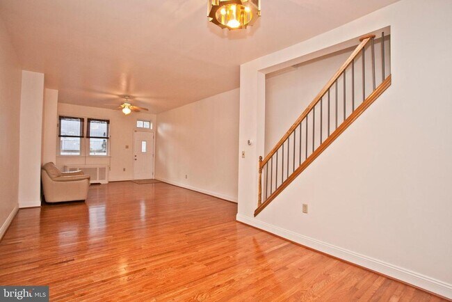 Building Photo - 3704 Stanton St