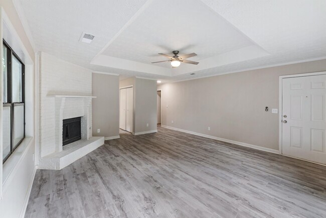 Foto del edificio - 1121 Brookstone Rd