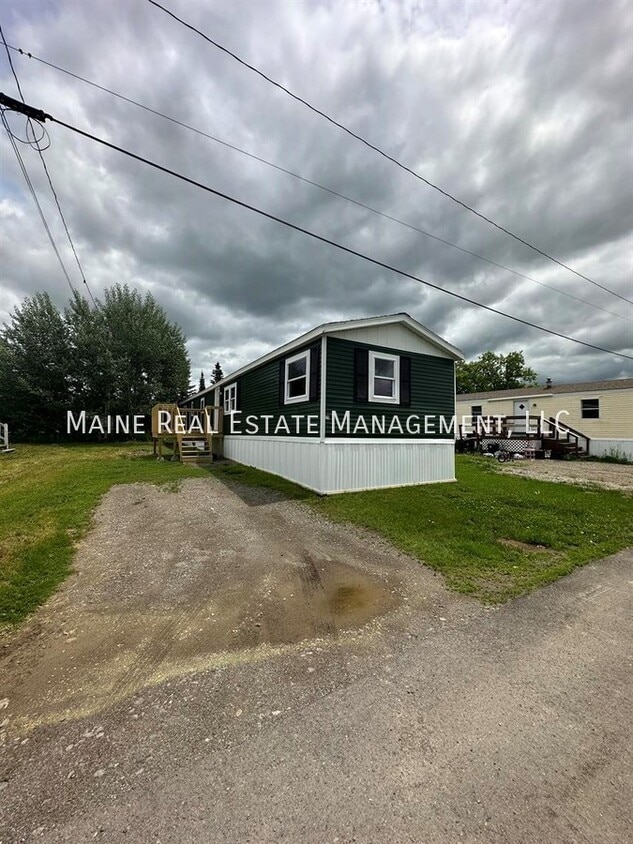 30 Exeter Rd, Corinth, ME 04427 House Rental in Corinth, ME