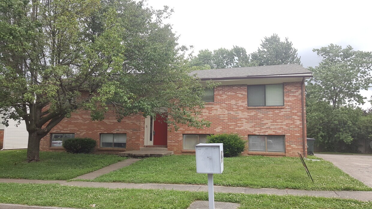 Primary Photo - 2821 Snow Rd