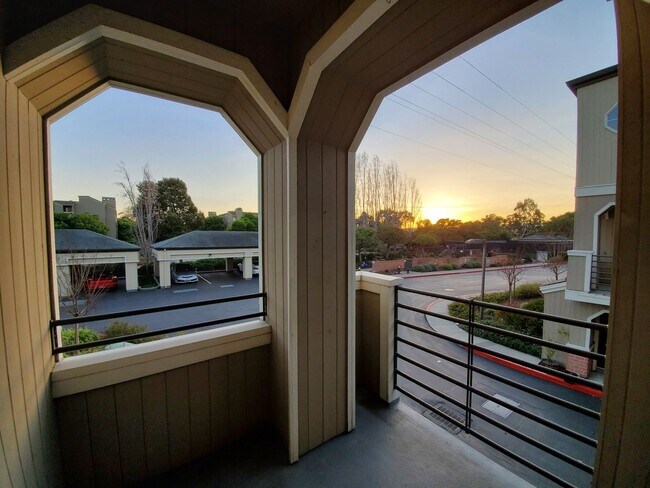 Foto del edificio - 501 Emerald Bay Ln