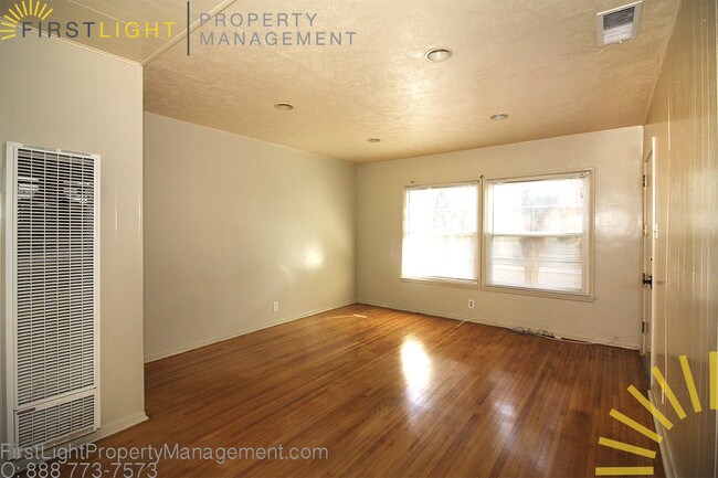 Foto del edificio - 9028 Reading Ave