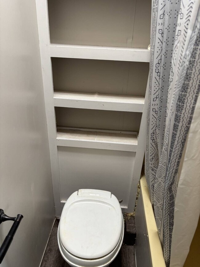 Building Photo - 2900 FL-17