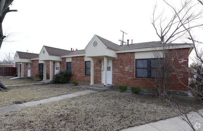 Building Photo - 1291 W Dallas Ave