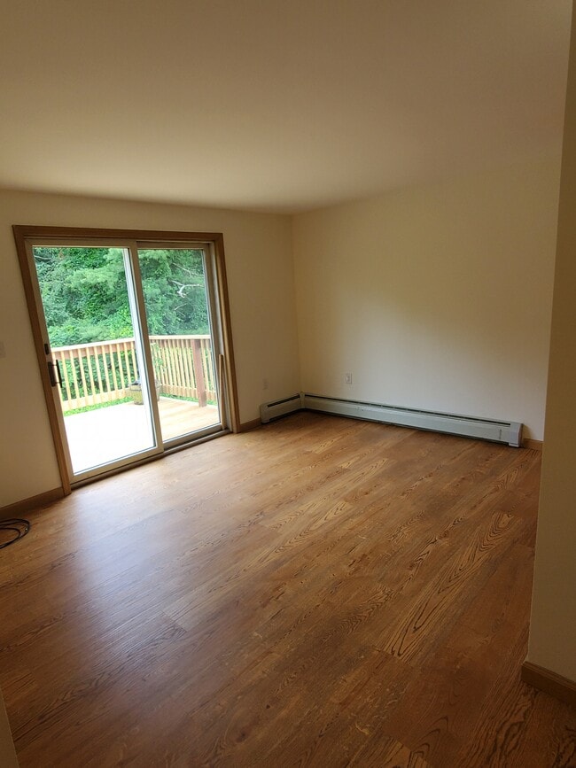 Bedroom 1 - 3110 US Route 9