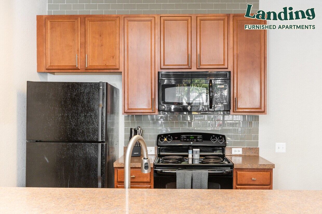 Primary Photo - 3101 Segreto Ln