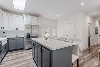 Building Photo - Capitola Gardens