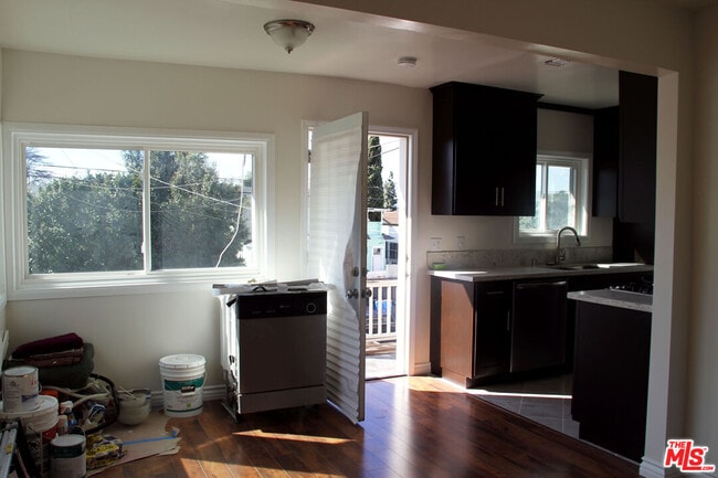 Building Photo - 4051 Normandie Ave