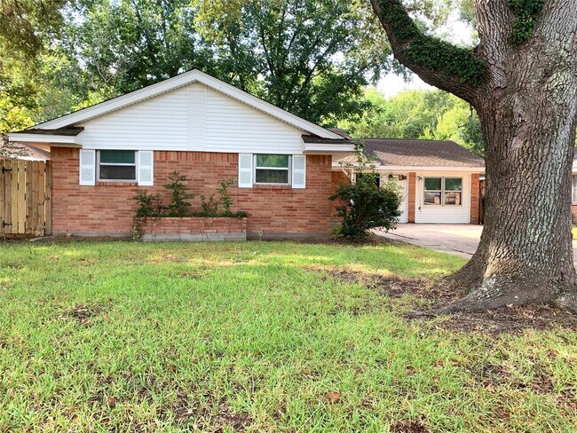 Foto del edificio - 4423 Warm Springs Rd