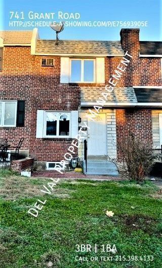 Primary Photo - Attractive Brick Rowhome for Rent in Folcr...