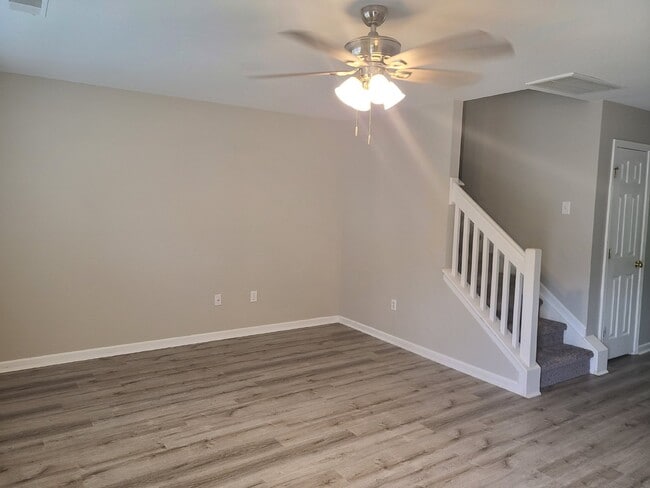 Building Photo - Two Bedroom Townhome in The Townes at Buckwalter!