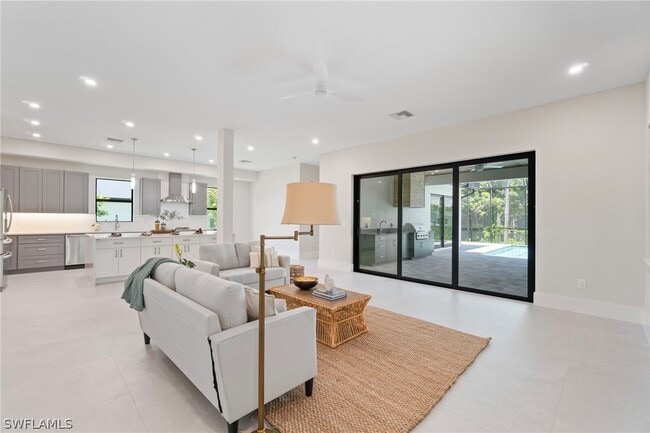 Building Photo - 2769 Van Buren Ave