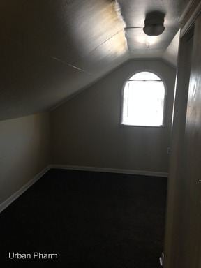 Building Photo - 617 Fairview Ave NE