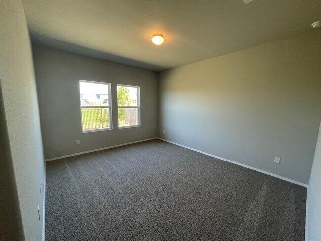 Building Photo - 148 Free Stone Dr