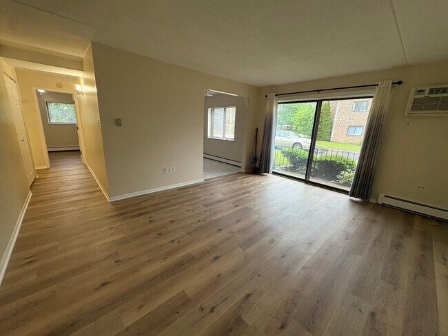 Foto del edificio - 7345 W 157th St