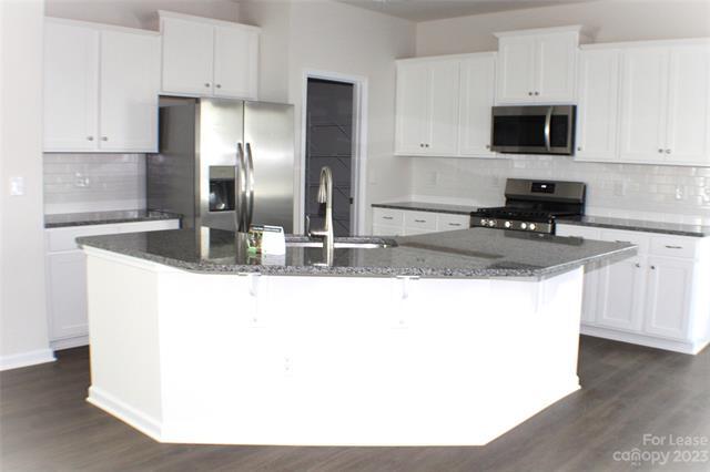 Building Photo - 317 Kennerly Ctr Dr