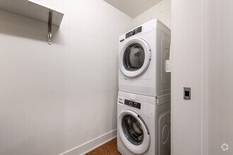 1BR, 1BA - Tinnerman Lofts