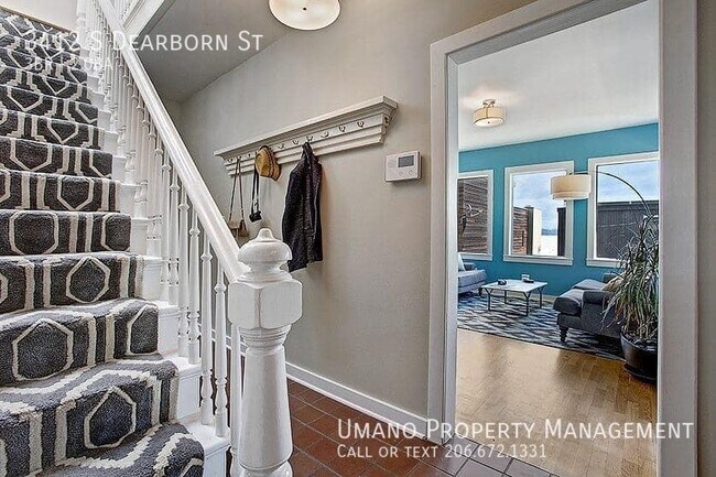 Photo - 3412 S Dearborn St House