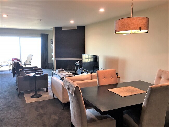 Foto del edificio - 933 Shore Line Dr