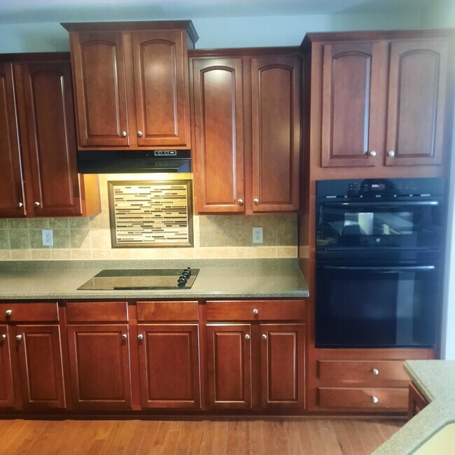 Building Photo - 20560 Harbor View Dr