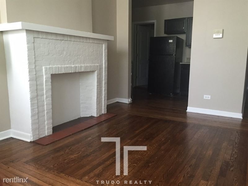 Foto principal - 3524 N Marshfield Ave
