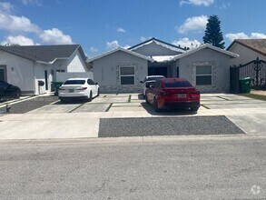 Building Photo - 14730 SW 57th Terrace