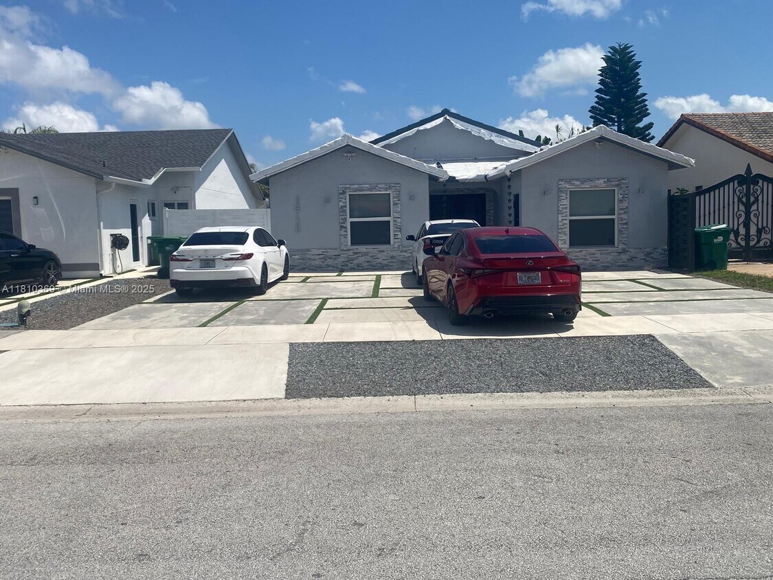 Foto principal - 14730 SW 57th Terrace