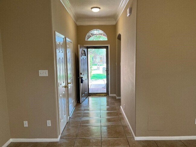 Foto del edificio - 21114 Brookrock Cir