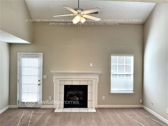 Building Photo - 6239 Day Lilly Ln