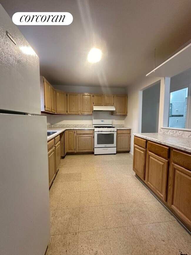 Foto del edificio - 2655 E 21st St