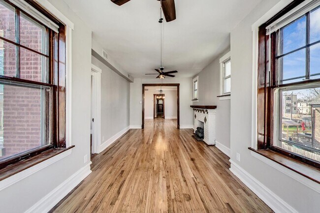 Building Photo - 524 N Monticello Ave