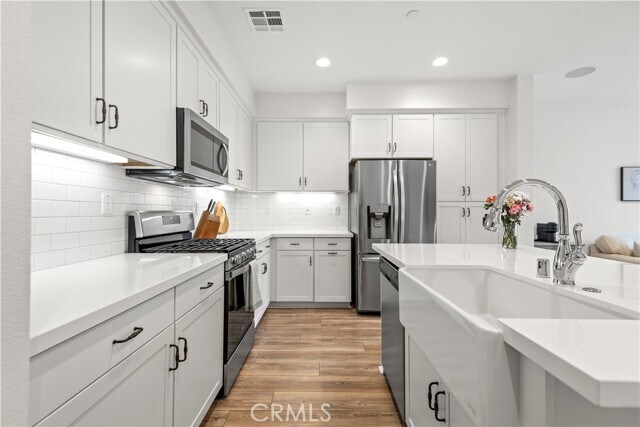 Building Photo - 212 Red Brick Dr