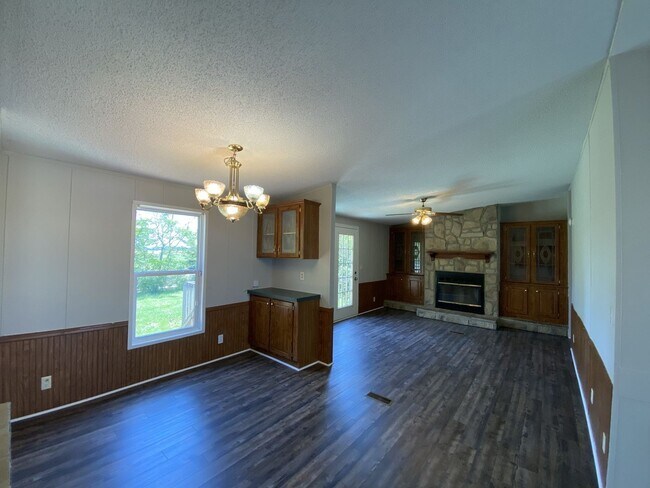 Foto del edificio - Four Bedroom In the Country