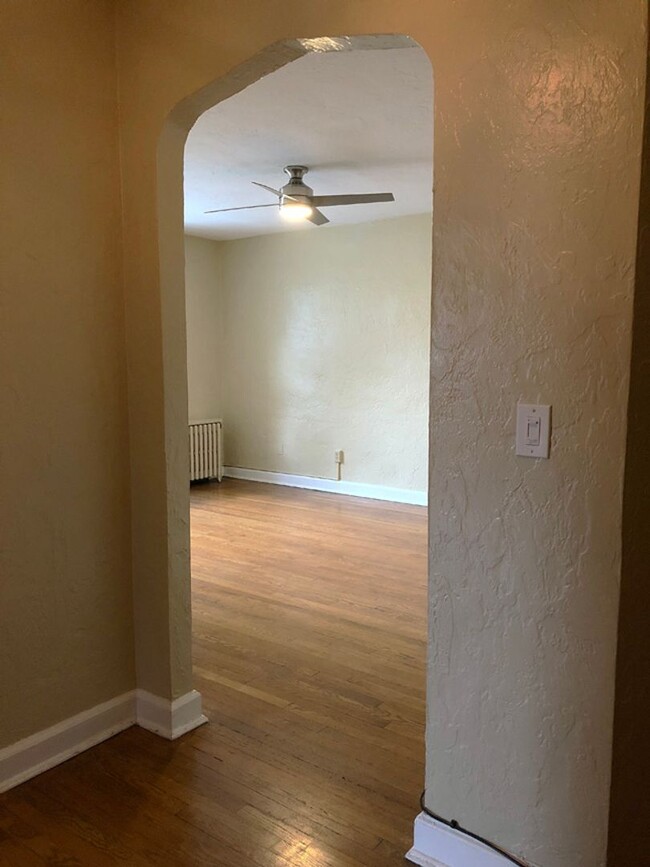 Foto del edificio - One Bedroom In Shadyside