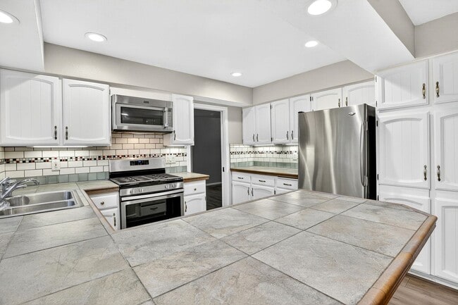 Foto del edificio - 13525 SW Roan Ct