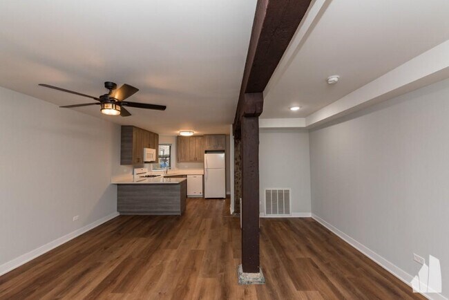 Foto del edificio - 2 bedroom in Chicago IL 60607