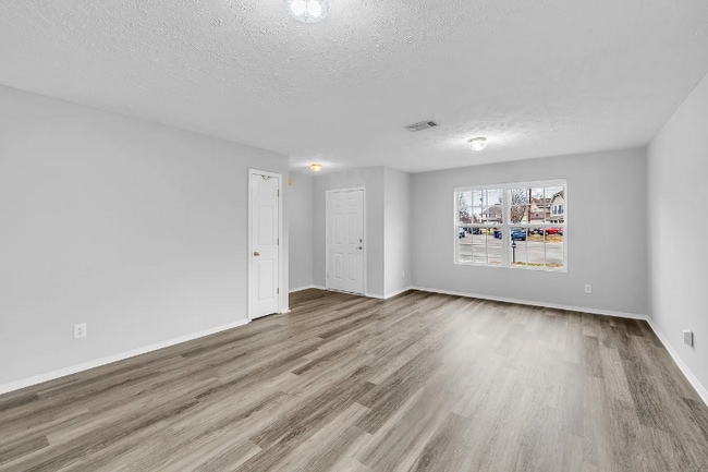 Photo - 108 Neville Ct House