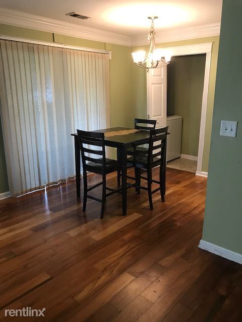 Building Photo - 2 br, 1 bath Townhome - 7951 Cricket Ct Apt A