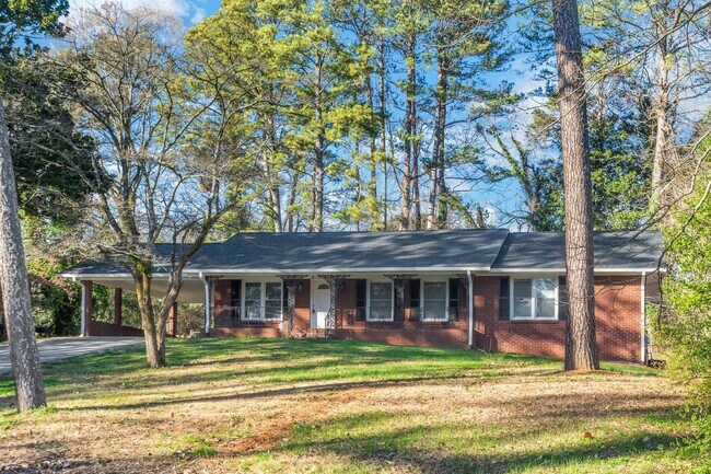 Building Photo - Don’t Miss Out! Look, Lease, and Live Spec...