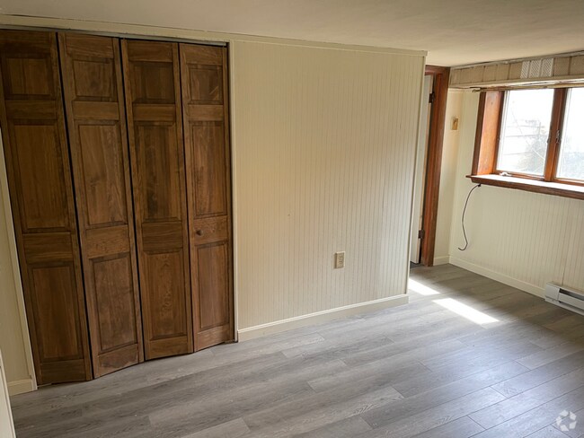 Building Photo - 211 Easterly Pkwy