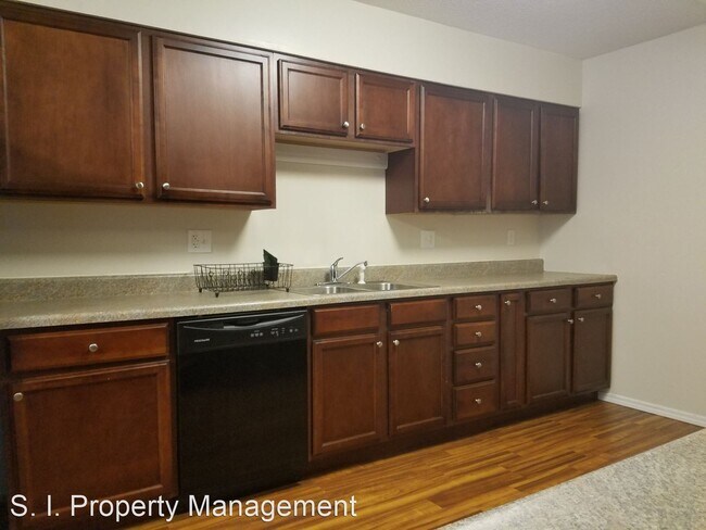 Foto del edificio - 504 N Beadle Dr