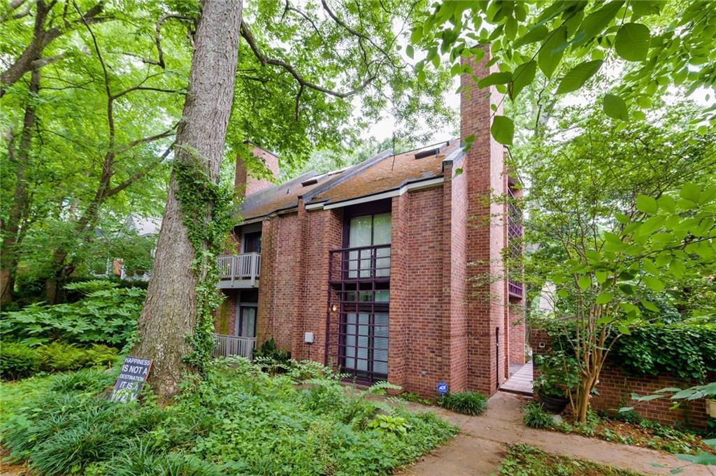 Primary Photo - 650 Cleburne Terrace NE