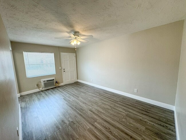 Foto del edificio - 908 14th St