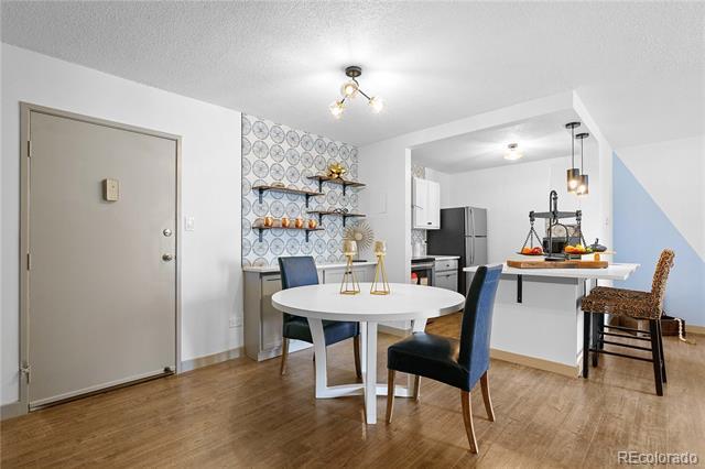 Foto del edificio - 2281 S Vaughn Way
