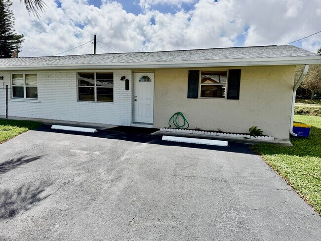 Foto del edificio - 2821 Duke Ln