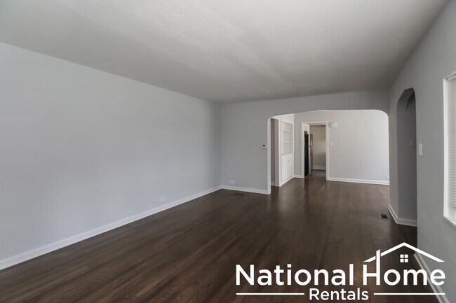 Building Photo - 3540 Bernice Rd